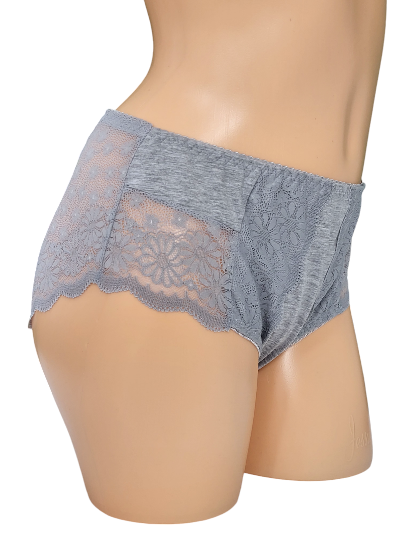 Majtki Damskie Jednokolorowe z Koronką – kremowe