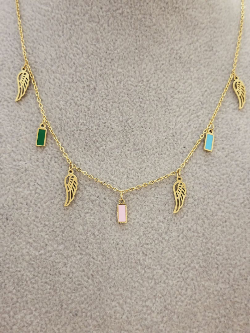 Naszyjnik Stal Chirurgiczna Pozłacany Celebrytka Ażurowe Skrzydła Anioła Kolorowe Przywieszki